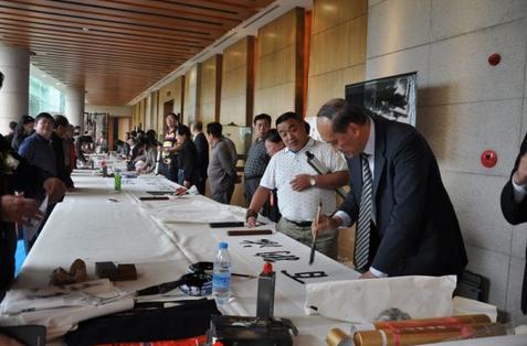 �������������ĶԻ�����������������Ŀ�ھ�����