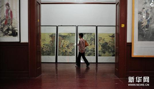 �й����ﻭ����������Ʒչ�����������ݿ�Ļ