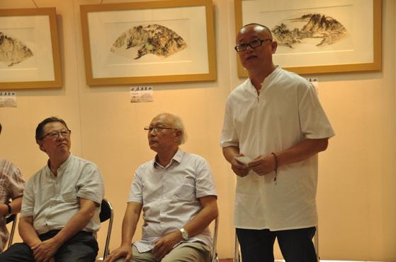 ����ʫ����������Ʒλ �߼��й���չ�ھ���Ļ