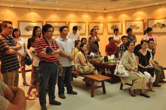 ����ʫ����������Ʒλ �߼��й���չ�ھ���Ļ