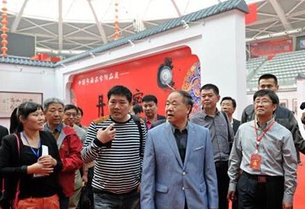 �λ��۵������ž��ɹ���չ�ڸ��ܿ�չ