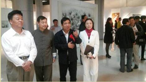 ���졢��ѩ�������黭ʢ��