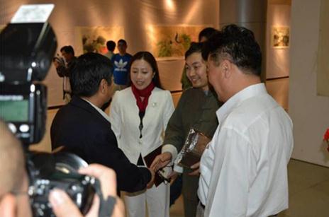 ���졢��ѩ�������黭ʢ��