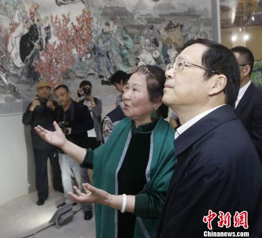 ���̲���������չ������Ļ����ͼ��