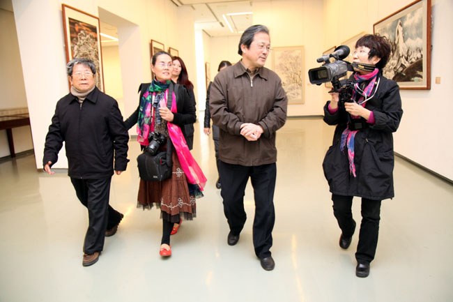 �й���������ϯ��Զ�ι۱�ѩ������ʮ����Ʒչ