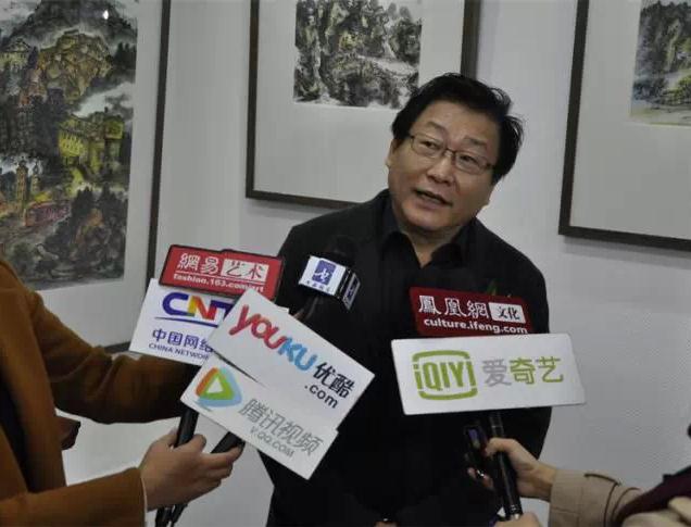 ���������ƻ������黭չ�ڱ�����ׯ�ŷ�����Ļ����ͼ��