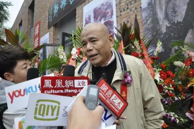 ���������ƻ������黭չ�ڱ�����ׯ�ŷ�����Ļ����ͼ��