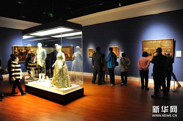 ����˹֮������չ��������չ��