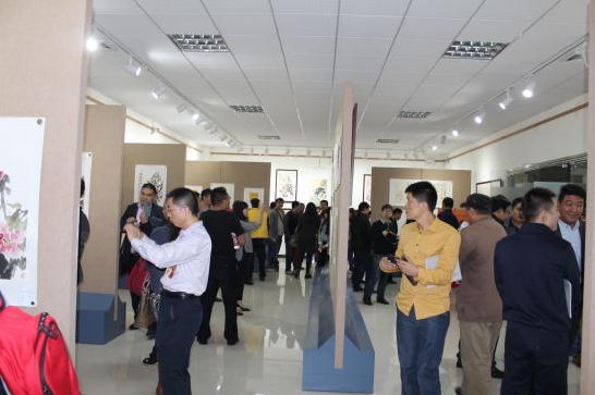 �ʵ���ī��׷��Ž��黭չ������Ļ