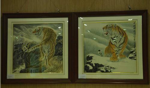 ��������������ΰ���ʻ���Ʒչ�ھ�¡�ؿ�Ļ