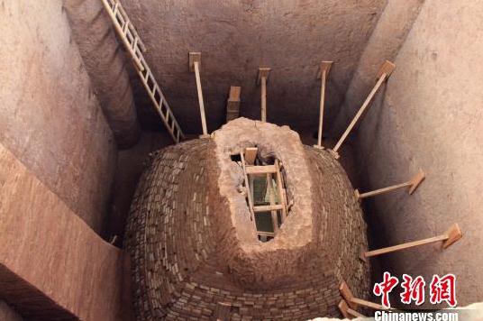 ���������ƴ���Ĺ ���ƴ��������ɽˮ�ڻ�