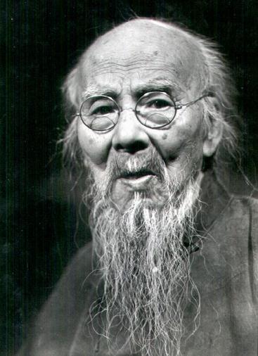 齐白石曾为人画像 每画一像得二两银子