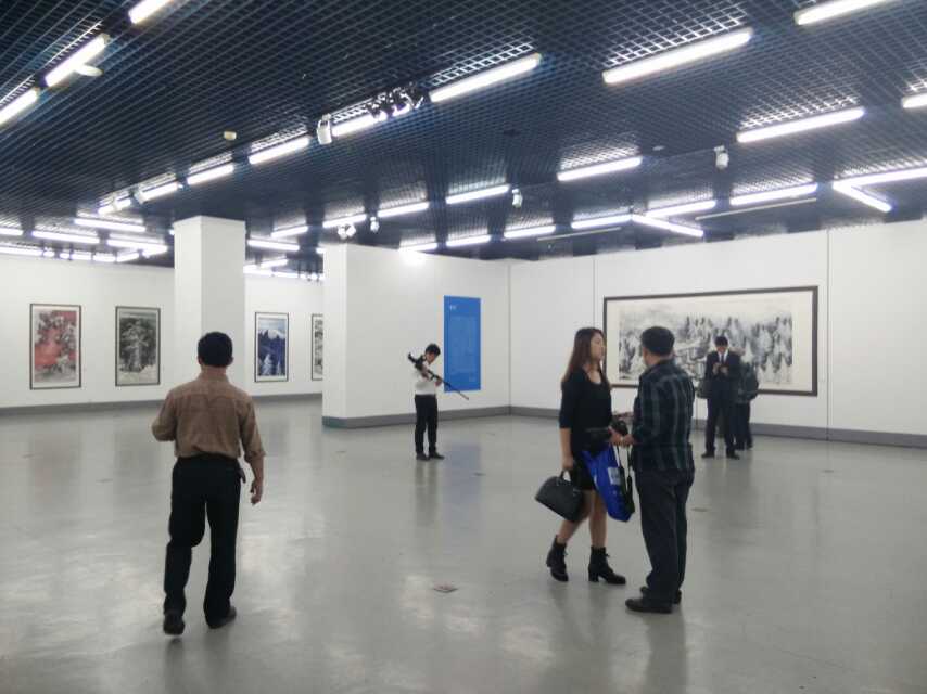 ��ѩ����Ѳ��չ����վչ���ֳ�