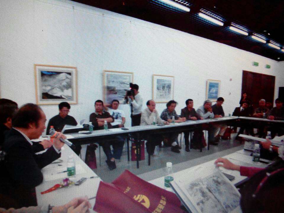 ��ѩ���ɸ���Ѳ��չ����վ�������ֻ��ֳ�