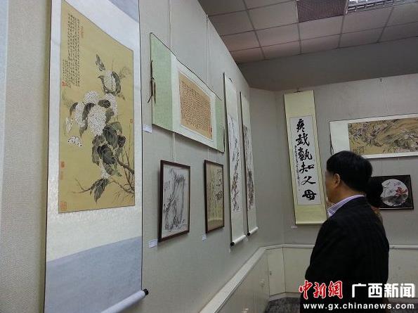 ���������ҳ���ǿ�黭׭��չ������Ļ