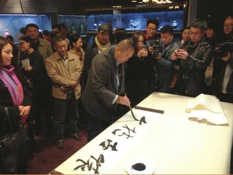 ���ﶭ���������黭չ���཭������