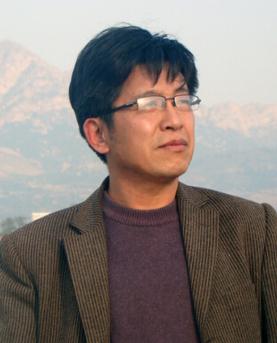 醉心墨海寄情怀——陈洪岩其人其字
