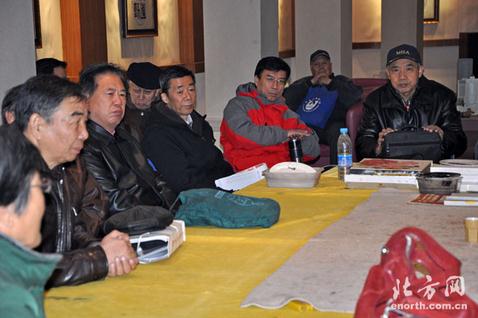 ʮ��λ���Ů�黭��Я�ְ�չ