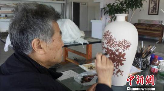 �������Ʒ�ӱ����ݲ�չ��ʧ �����ݳ�δ���˻�