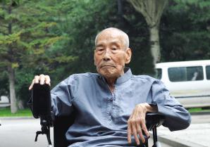 ����������ʦ������������������102��