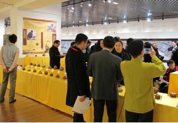 王爱国 周丽娟紫砂壶作品展入选北京文博会