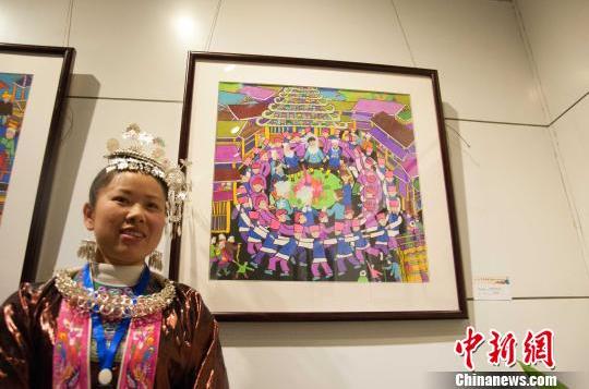 �������ݾٰ조�������ǡ�������Ʒ˫��չ