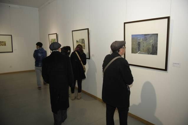 �˰����롤¬��˴д����Ʒչ���཭�ճ���