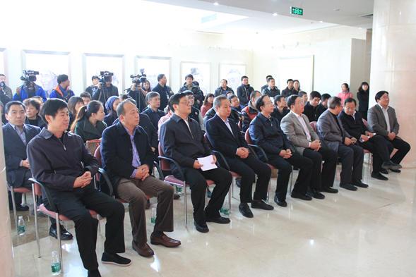 �������й���չ�ھ���Ļ����ͼ��