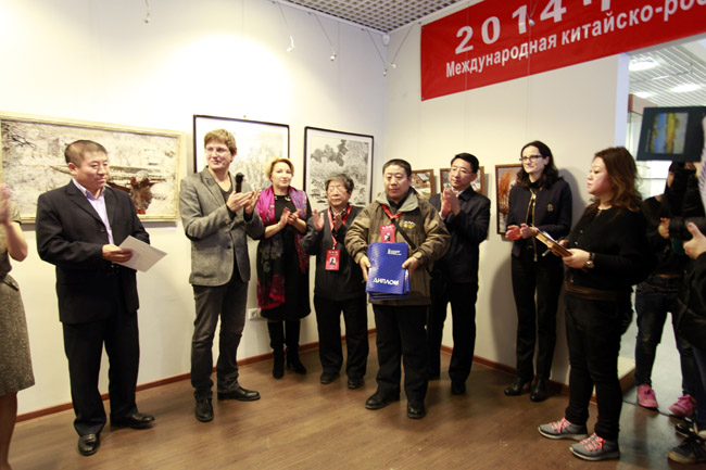 ��ѩ���������������չ���ҽ��ܲ�չ֤��