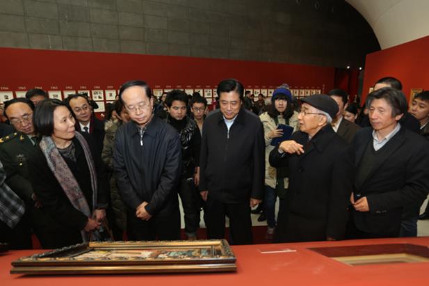  �������쵼�α��ι�չ��