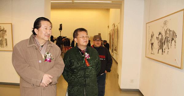 �й����һ�ԺԺ������������һ���븱Ժ�������£�������ۿ�չ��