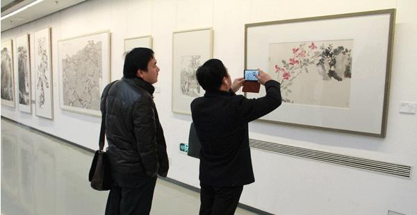 ����������Ʒչչ���ֳ�