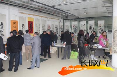 �����Сƽ����110��������黭չ��̨��Ļ