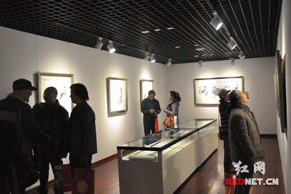 �������黭��Ʒչ�������ʡ�ظ�������