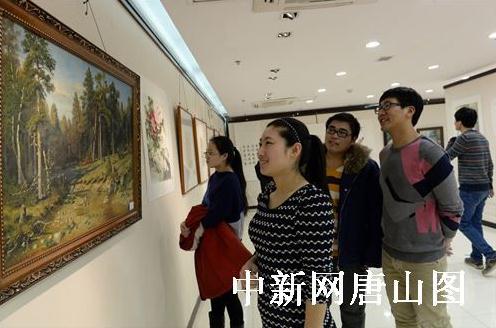 �ӱ���ɽǨ���оٰ조ӭ���ꡱ�黭��Ʒչ