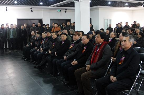 �챯�軭Ժ�黭Ժ�����ߵ����й�ɽˮ����������չ��Ļ