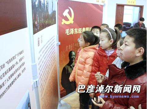 ���ɹŰ����׶����׽��ɫ�黭��Ӱչ��չ