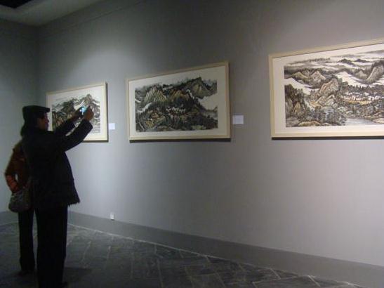 �Ų����ɽ �������й�����Ʒչ����ʡ����Ժ��Ļ