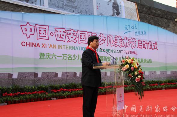 �й�.���������ٶ�������Բ����Ļ