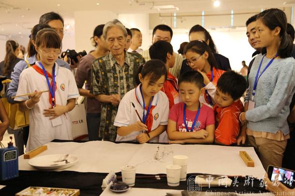 �й�.���������ٶ�������Բ����Ļ