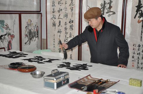 ���໳��ǻ��鷨չ����̩�Ὺչ