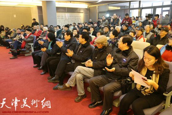 ����׷����Ʒչ�������Э�黭�����ݿ�Ļ