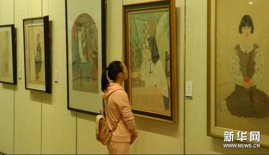 �μ�Ӣ��չ�ں��ϲ������Ļ