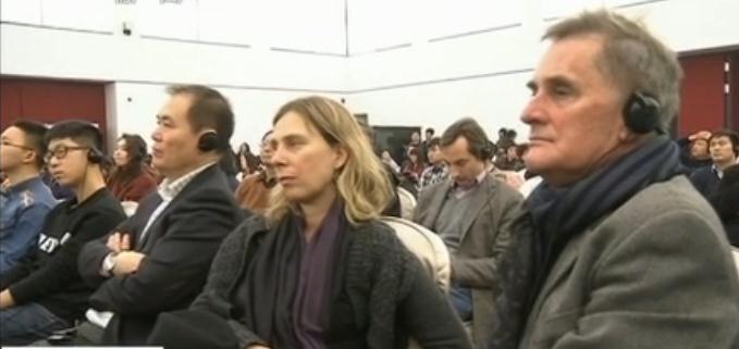 范曾对话法国外长法比尤斯畅谈“中法文化的异同”