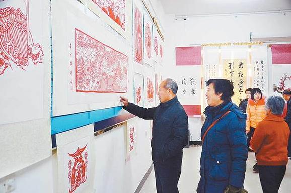 ��������������Ϫ��ٰ�ӭ�´��黭չ