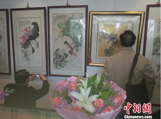 画家韩敏个展上海举行 展示海派书画风姿