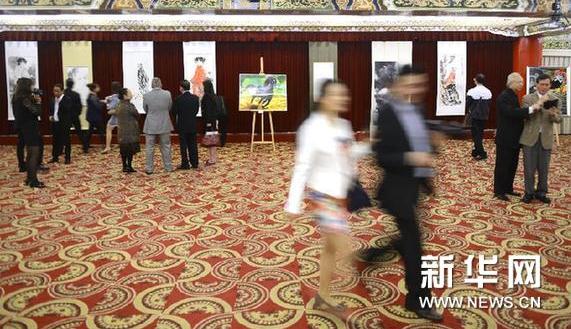 �����Ļ�����̨֮�廭չ����̨��