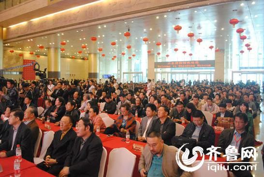 2013����ɽ���黭�г���ӭ���й�������������