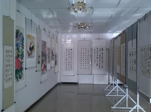 �½����žٰ��鷨��������Ʒչ