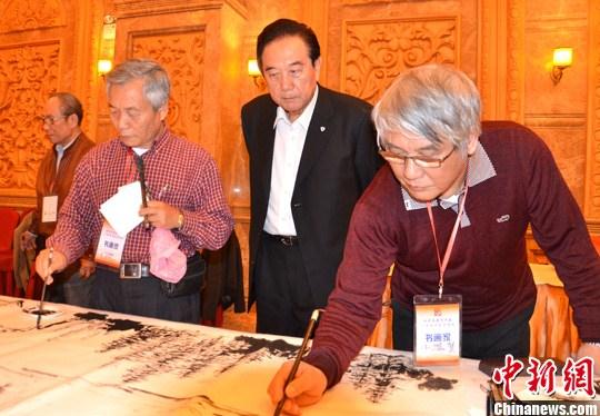 ���������黭�������ڹ㶫����ɷ罻��